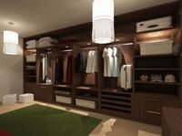 Классическая гардеробная комната из массива с подсветкой Братск