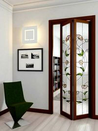 Двери гармошка с витражным декором Братск